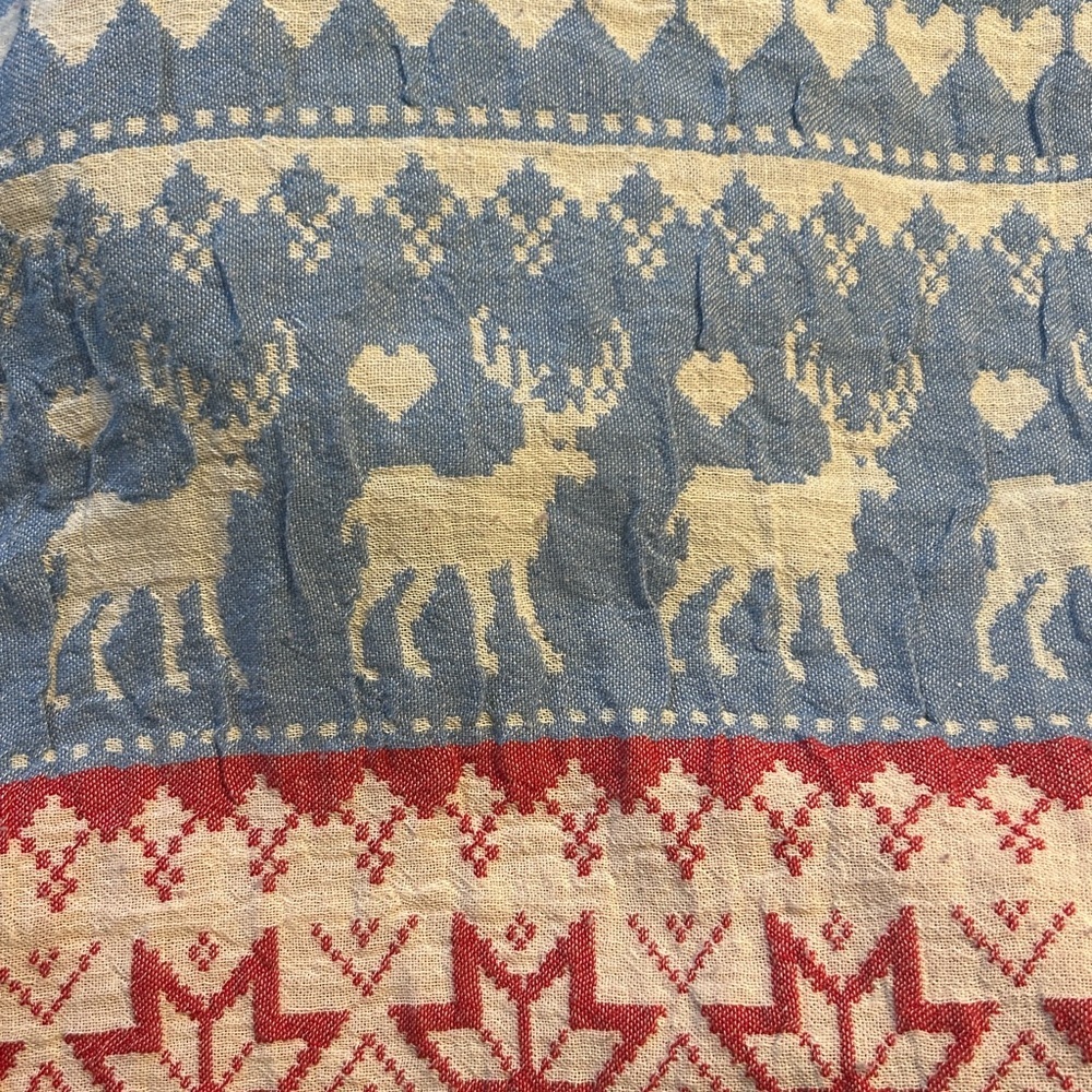 Hand Made Loom Set Reindeer Snowflake Winter’s Red Green Blue Towel Set 2 PC NEW - Picture 6 of 16